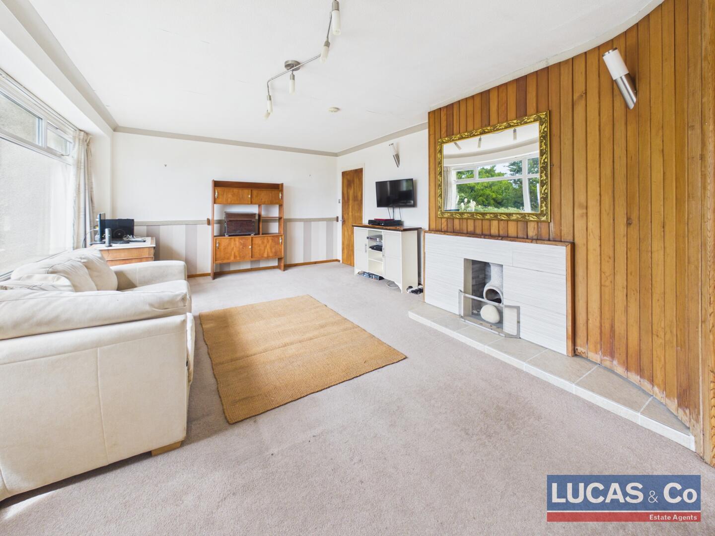 4 bed property in Pentre Gwyddel, Rhoscolyn